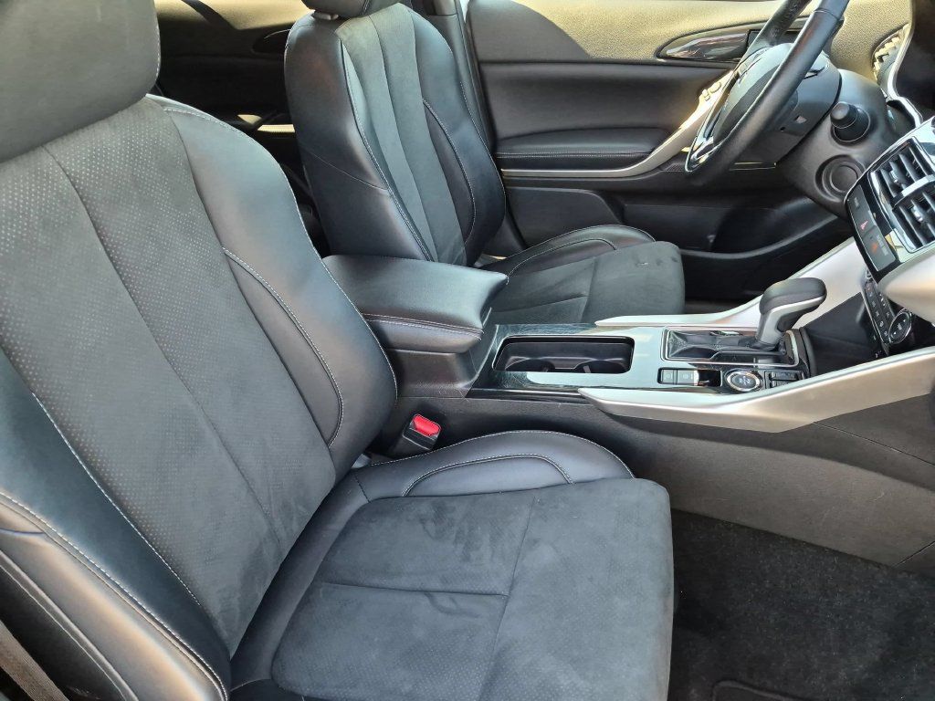 Used 2025 Mitsubishi Eclipse Cross SE AWD/4WD image 31