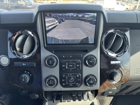 Used 2015 Ford F350 Platinum image 20