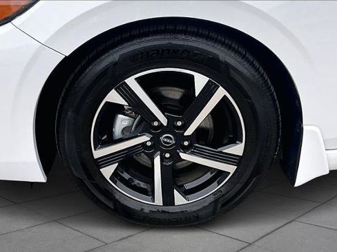 Certified 2025 Nissan Sentra SV w/ All-Weather Package image 10