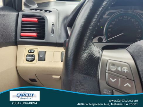 Used 2009 Toyota Venza AWD image 11