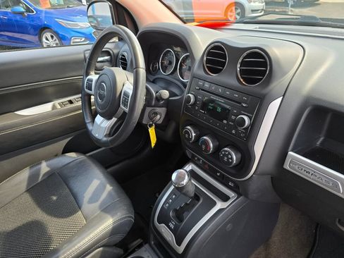 Used 2016 Jeep Compass Latitude AWD/4WD image 10