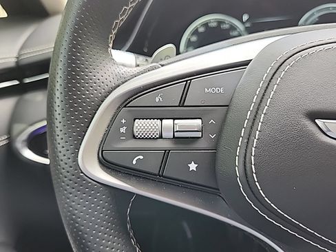Used 2025 Genesis Electrified GV70 w/ Prestige Package AWD/4WD image 10