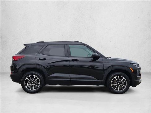 Certified 2025 Chevrolet TrailBlazer LT AWD/4WD image 4