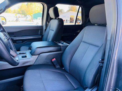 Used 2020 Ford Expedition XLT image 33