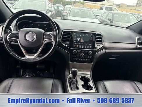 Used 2021 Jeep Grand Cherokee Limited AWD/4WD image 16