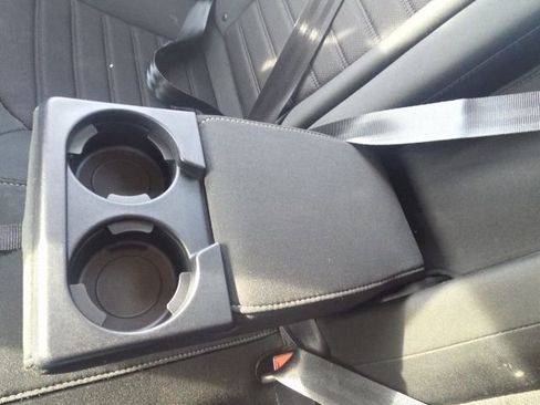 Used 2020 Ford Fusion SE FWD image 19