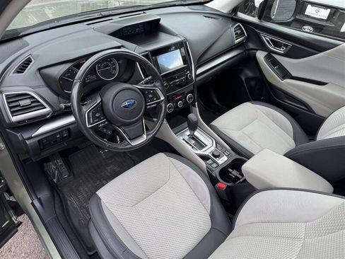 Used 2020 Subaru Forester Premium AWD/4WD image 2