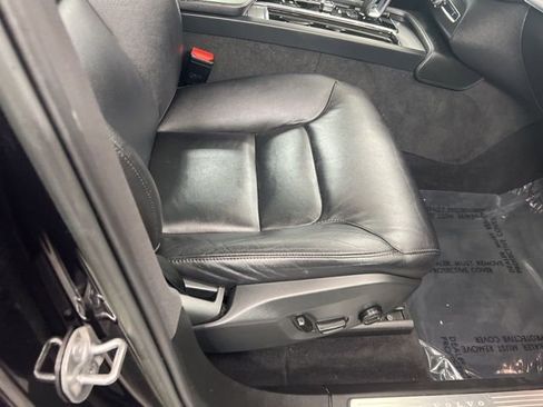 Used 2023 Volvo XC90 B5 Core w/ Climate Package image 23