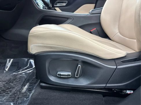 Used 2019 Jaguar F-PACE Premium AWD/4WD image 24