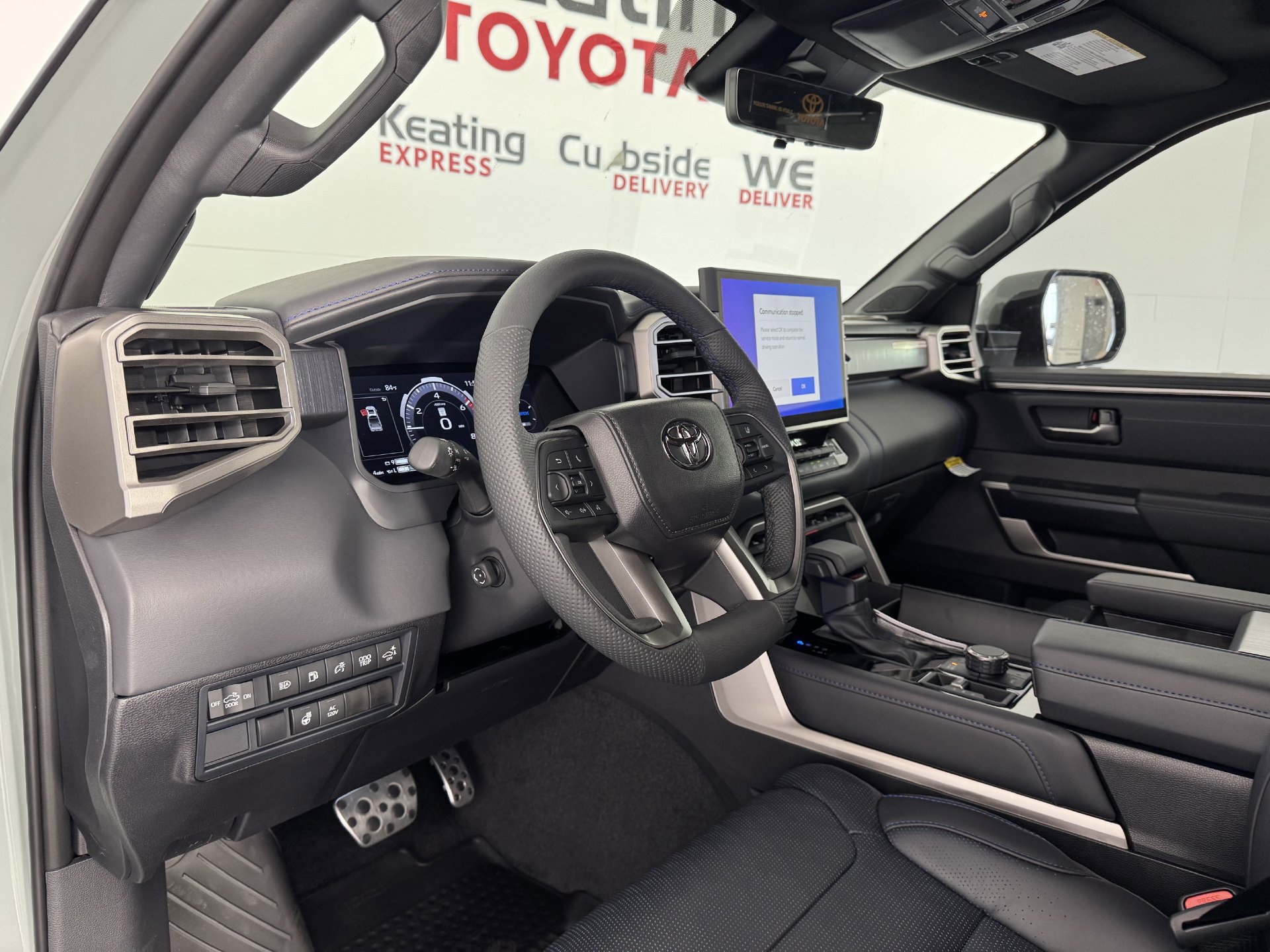 New 2026 Toyota Tundra Platinum w/ TRD Off-Road Package AWD/4WD image 2