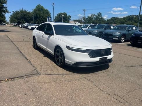 Used 2025 Honda Accord Sport image 22