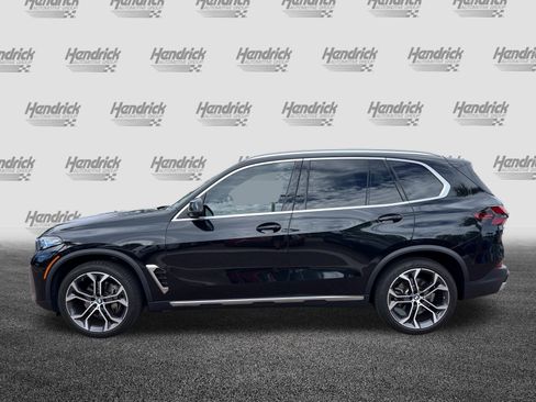 Certified 2024 BMW X5 xDrive40i w/ Premium Package AWD/4WD image 7