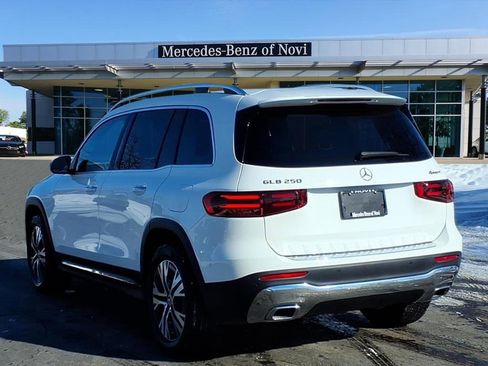 Certified 2025 Mercedes-Benz GLB 250 4MATIC image 3