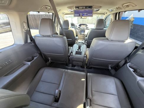 Used 2016 Honda Odyssey Touring Elite image 21