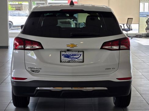 Certified 2024 Chevrolet Equinox LT AWD/4WD image 12