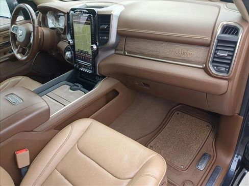 Used 2019 RAM 1500 Limited image 27