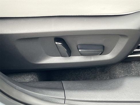 New 2026 Mitsubishi Outlander SEL image 20