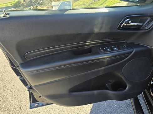 Used 2022 Dodge Durango GT image 22