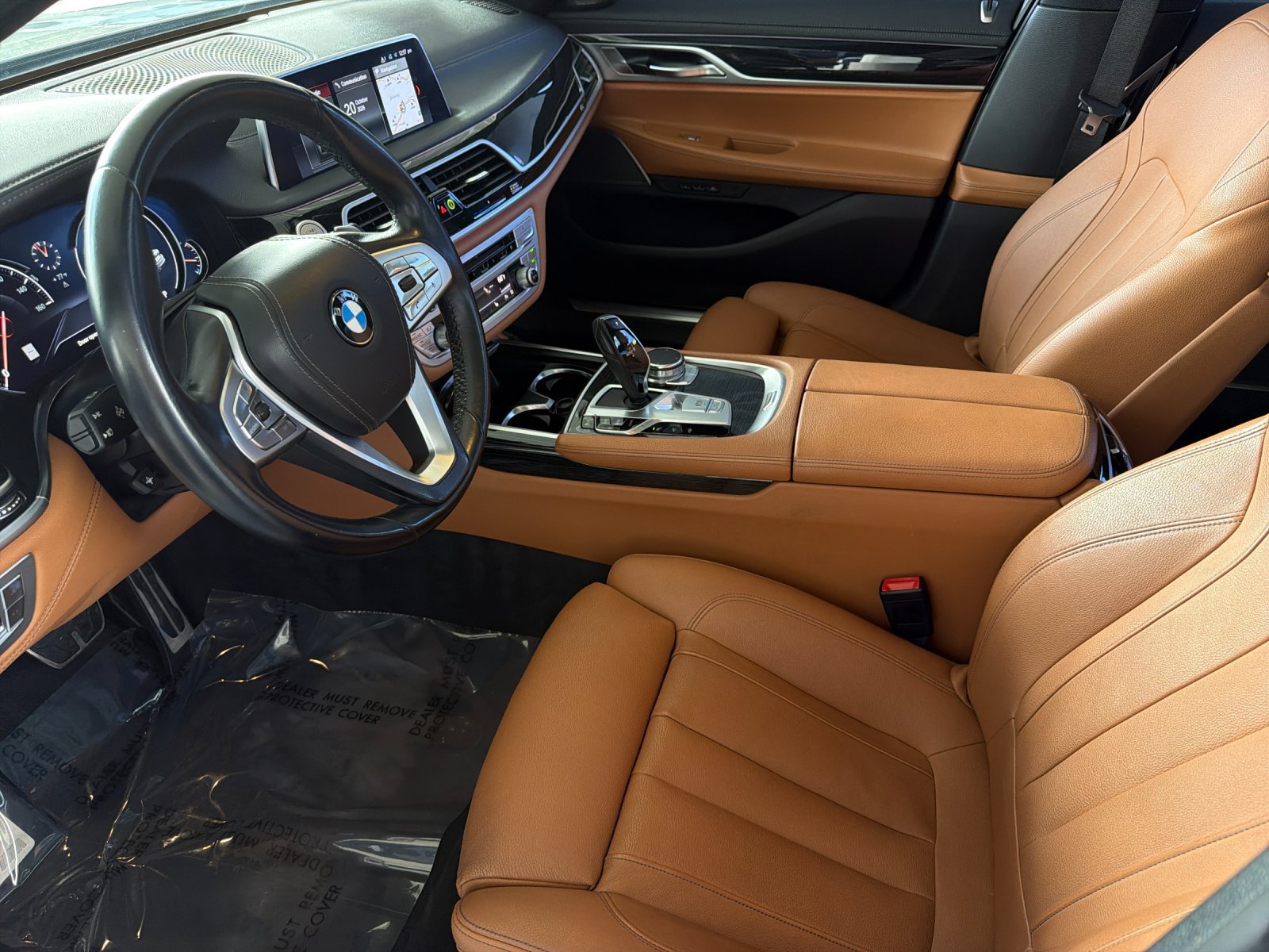 Used 2019 BMW 740i w/ M Sport Package RWD image 9