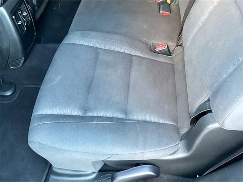 Used 2021 Dodge Durango SXT image 28