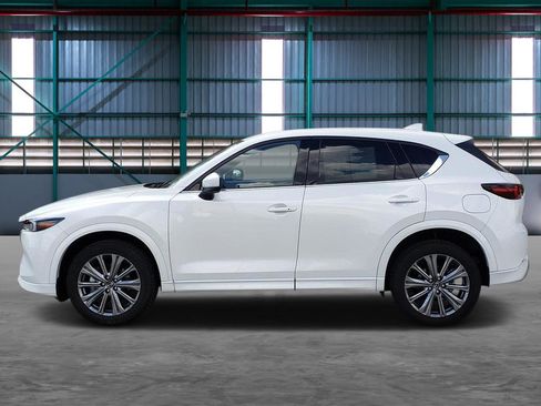 Used 2024 MAZDA CX-5 Signature AWD/4WD image 2