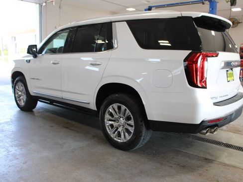 Used 2024 GMC Yukon Denali AWD/4WD image 8