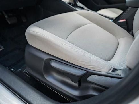 Used 2022 Toyota Corolla LE image 27