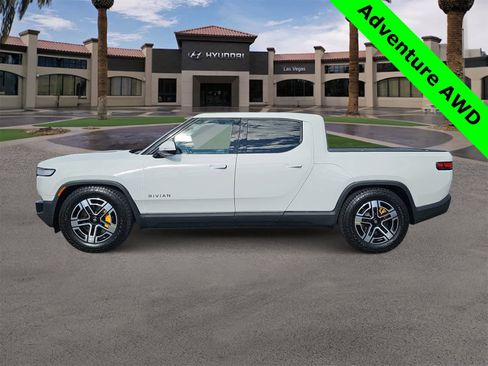 Used 2022 Rivian R1T Adventure image 5