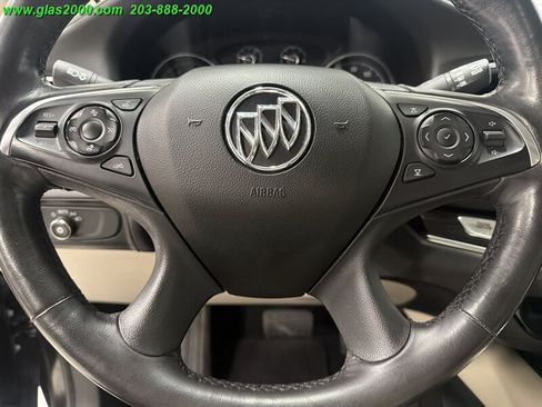Used 2018 Buick Enclave Premium w/ Experience Buick Package AWD/4WD image 22