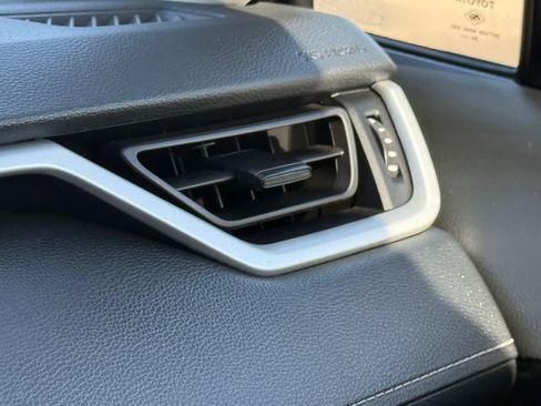 Used 2025 Toyota RAV4 XLE FWD image 23