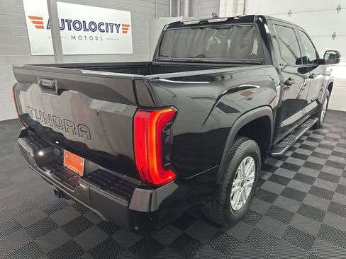 Used 2024 Toyota Tundra SR5 w/ SR5 Convenience Package AWD/4WD image 9