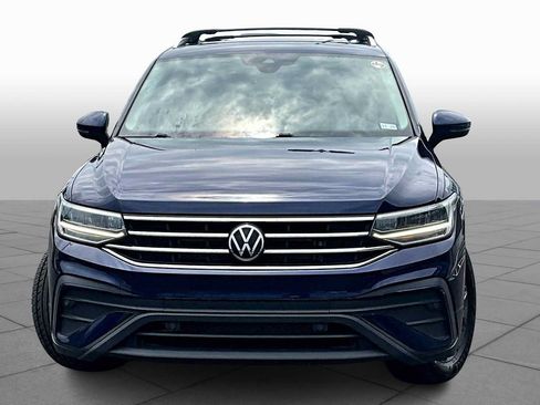 Used 2022 Volkswagen Tiguan SE AWD/4WD image 4
