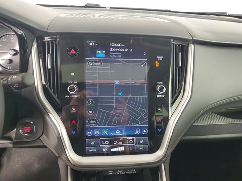 Used 2025 Subaru Outback Premium image 16