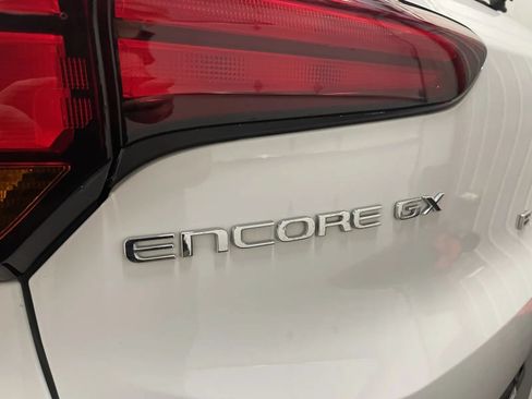 Used 2024 Buick Encore GX Preferred FWD image 13