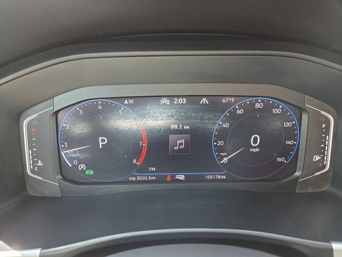 Used 2021 Volkswagen Atlas SEL R-Line AWD/4WD image 23