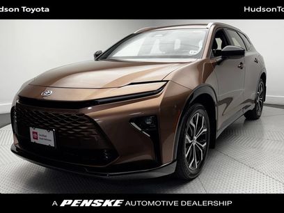 Used 2025 Toyota Crown Signia
