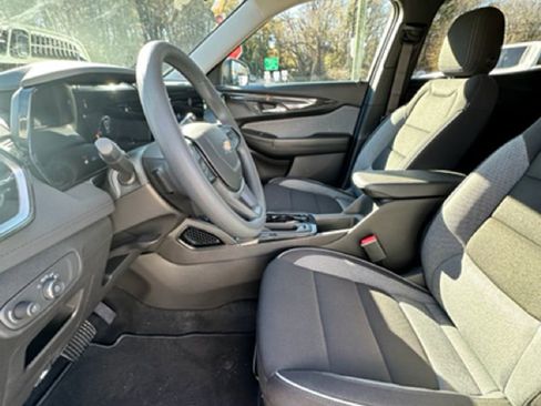 New 2026 Chevrolet TrailBlazer LS w/ LS Convenience Package FWD image 11