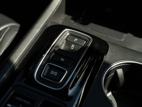 Used 2024 Honda Pilot Touring image 33