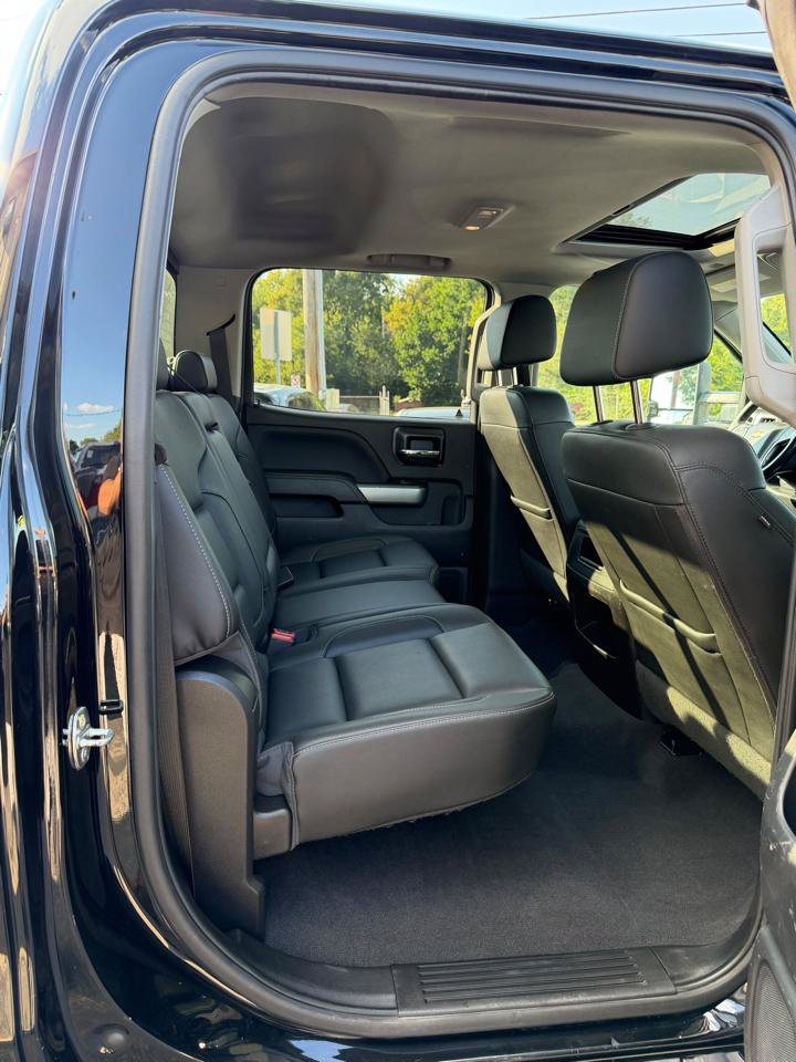 Used 2019 Chevrolet Silverado 2500 LTZ w/ Midnight Edition AWD/4WD image 16