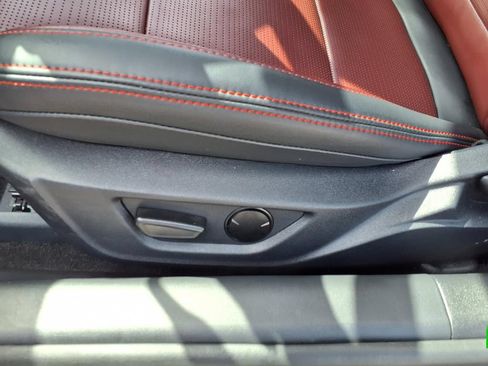 Used 2025 Ford Mustang GT Premium RWD image 32
