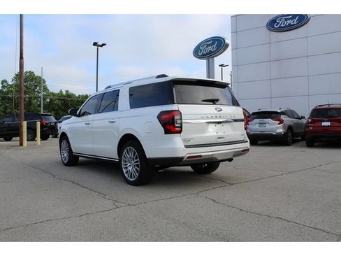 Used 2022 Ford Expedition Max Limited AWD/4WD image 3