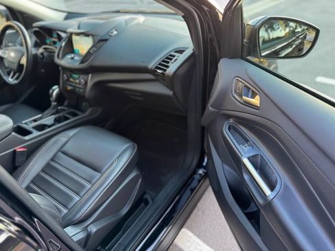 Used 2019 Ford Escape SEL FWD image 28