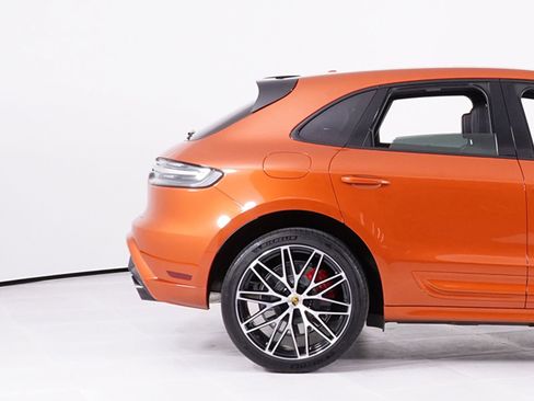 Used 2022 Porsche Macan GTS AWD/4WD image 14