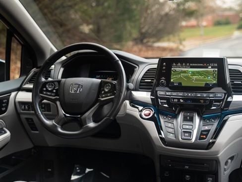 Used 2023 Honda Odyssey Elite image 30