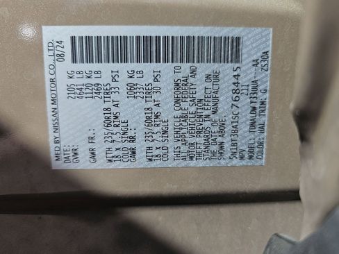 Used 2025 Nissan Rogue SV image 9