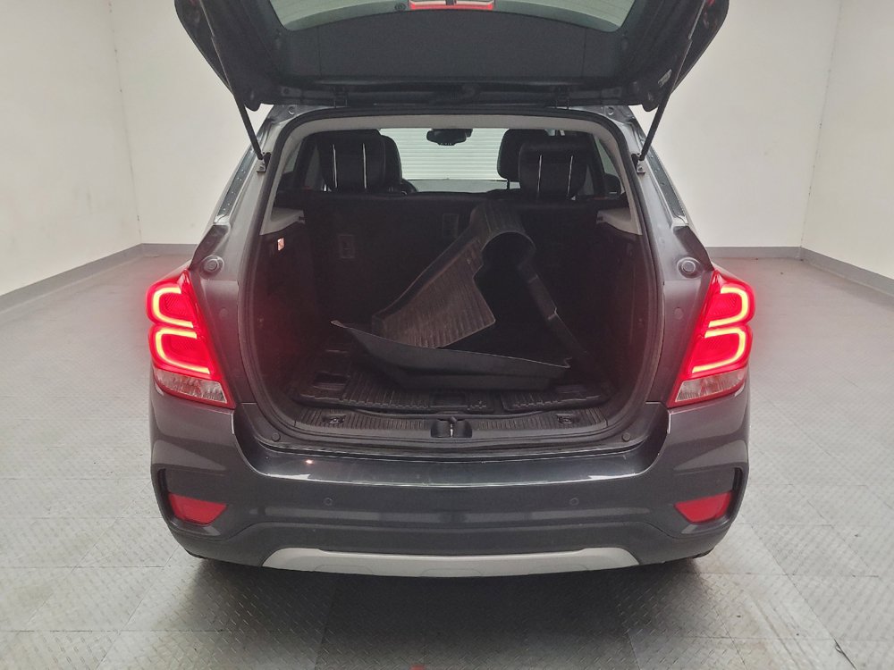 Used 2019 Chevrolet Trax Premier w/ LPO, Cargo Package FWD image 29