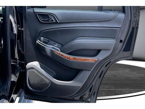 Used 2017 Chevrolet Tahoe Premier AWD/4WD image 40