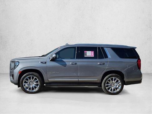 Used 2021 GMC Yukon Denali w/ Denali Premium Package AWD/4WD image 8