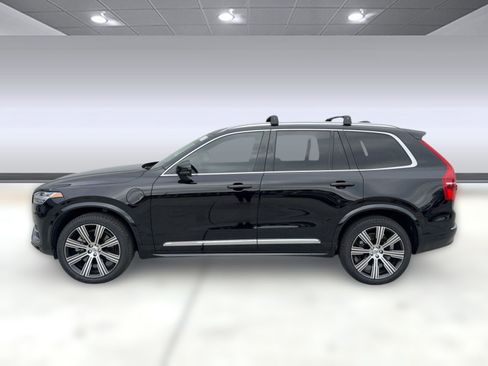 Certified 2024 Volvo XC90 T8 Ultimate w/ Protection Package Premier image 2