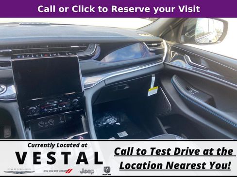 New 2023 Jeep Grand Cherokee Trailhawk w/ Advanced Protech Group II image 22